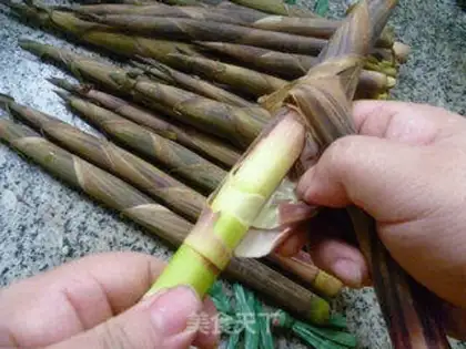 Make Red burn the bones of the feet step 1