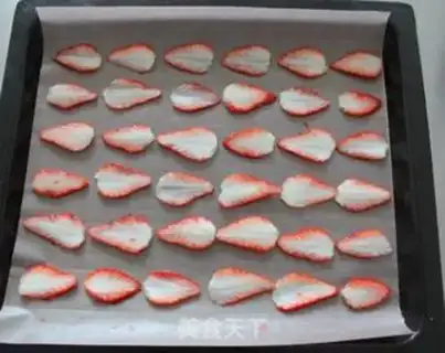 Make Strawberry powder step 2