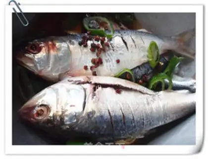 Make Frozen blue fish eggs step 2