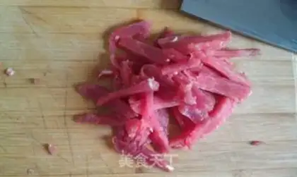 Make Garlic fried meat step 1