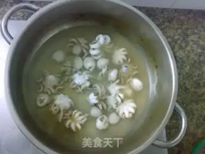 Make Five flowers for ink fish step 6