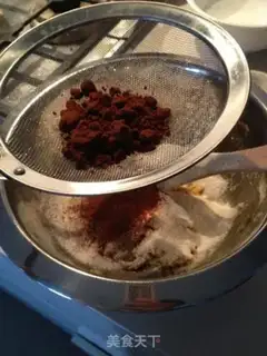 Make Chocolate pretzels step 3