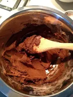 Make Chocolate pretzels step 5