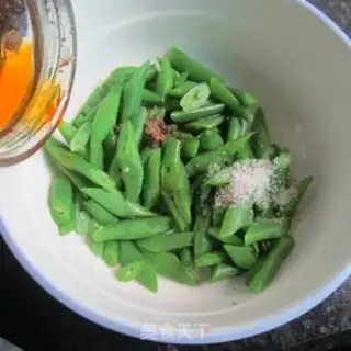 Make Garlic beans step 4