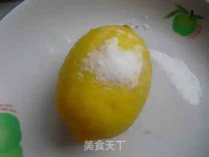 Make Honey lemon tea step 1