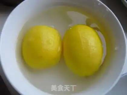 Make Honey lemon tea step 2