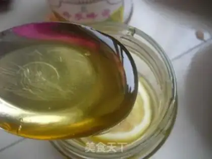 Make Honey lemon tea step 4