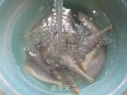 Make Fried yellowfish step 2