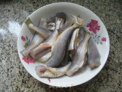 Make Fried yellowfish step 3