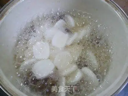 Make Ice-cinnamon pastry soup step 5
