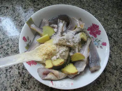 Make Fried yellowfish step 8