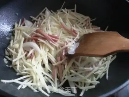 Make Potato Oms step 6