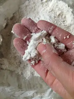 Make Red-tree cake step 12