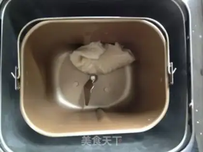 Make Red-tree cake step 14