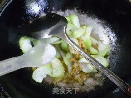 Make Squeeze and bloom at night step 6