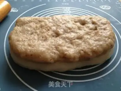 Make Red-tree cake step 17