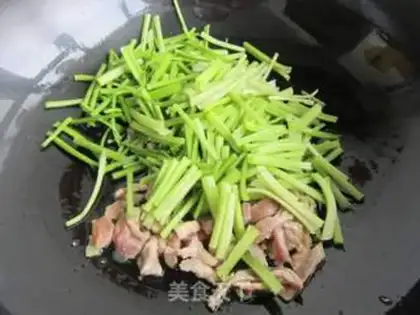 Make Celery, sprouts step 6