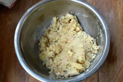 Make Peanut sesame souffle step 3