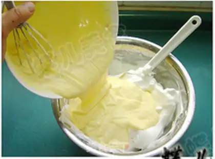 Make Black sesame ricin cake step 12