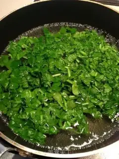 Make Spinach egg rolls step 1