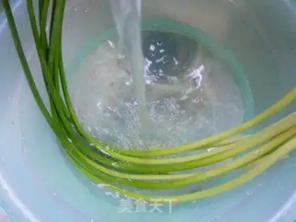 Make Scrambled fish balls step 1