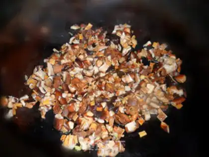 Make Three-ding fried rice step 3