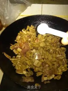 Make Bacon fried noodles step 5