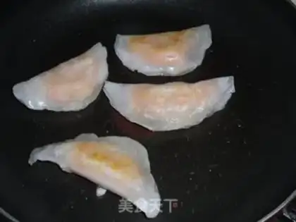 Make Fried crystal shrimp dumplings step 10