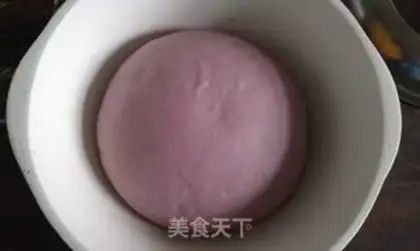 Make "8" roll of the potato date step 5