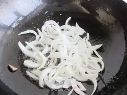 Make Ridiculous onions step 4