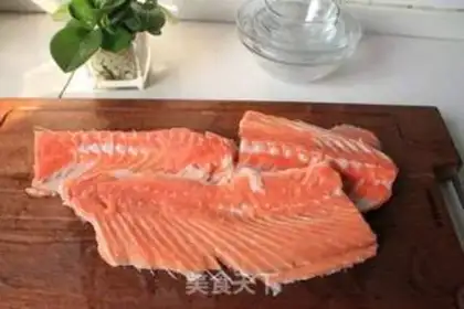 Make Fried salmon bones step 0