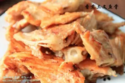 Make Fried salmon bones step 6