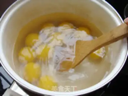 Make Pumpkin black and sesame soup step 9