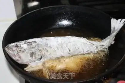 Make The eggplant juice, and the catfish step 7