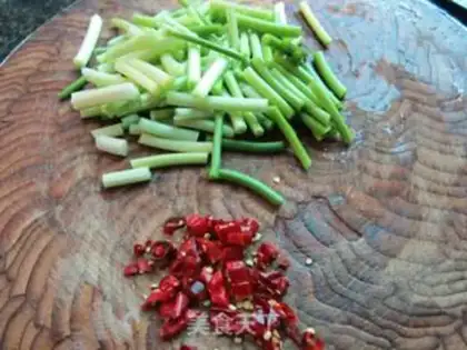 Make Garlic and pork step 1