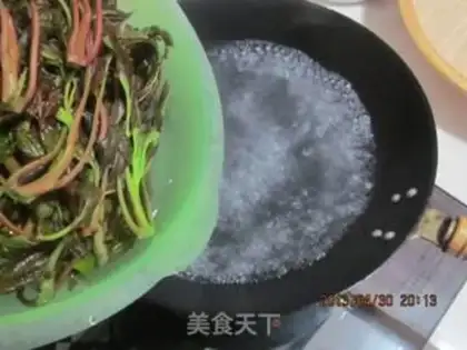 Make Pickle sprouts step 1