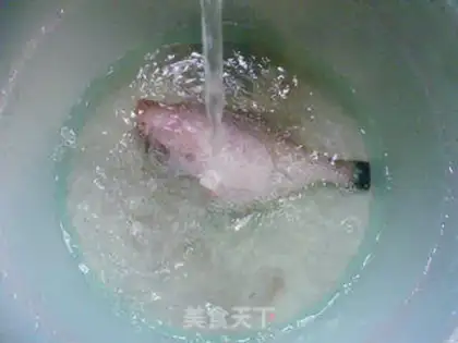 Make Burning rubber fish white step 2