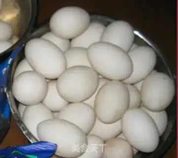 Make A duck egg step 0