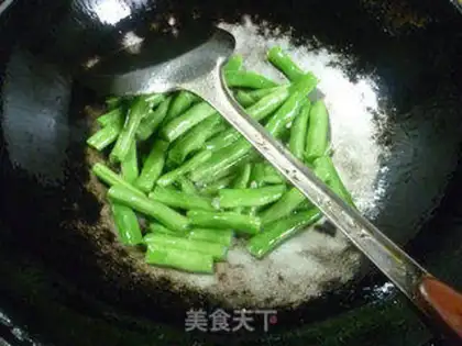 Make # Rhods and beans # step 5