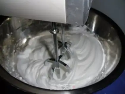Make Cherry cream cake step 4