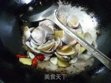 Make Fried clams step 7