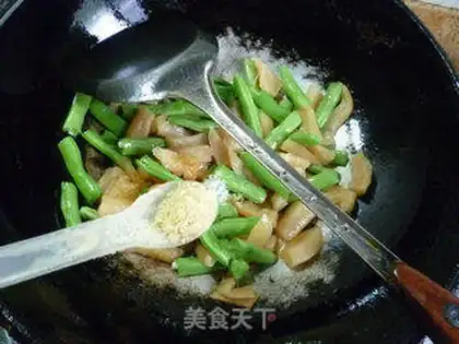 Make # Rhods and beans # step 9
