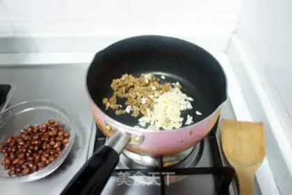 Make Old vinegar peanuts step 3