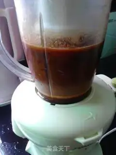 Make Honey-made red date cream step 8