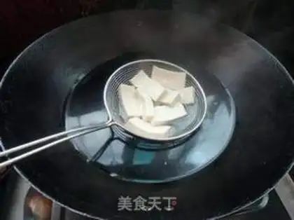 Make Three soups of bitter melons step 2