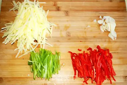 Make Twin pepper potatoes step 1