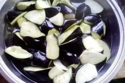 Make Meatloaf and eggplant step 1