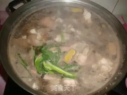 Make Ice cream pig feet step 0