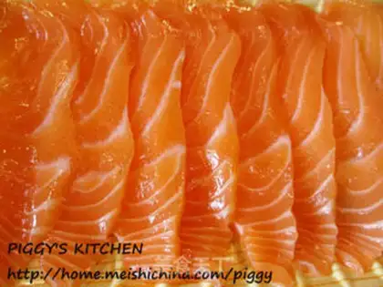 Make Sushi salmon step 2