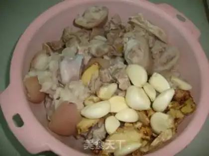 Make Ice cream pig feet step 2